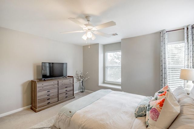 2638 Skyview Grove Court, Houston, TX 77047