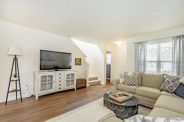 2638 Skyview Grove Court, Houston, TX 77047