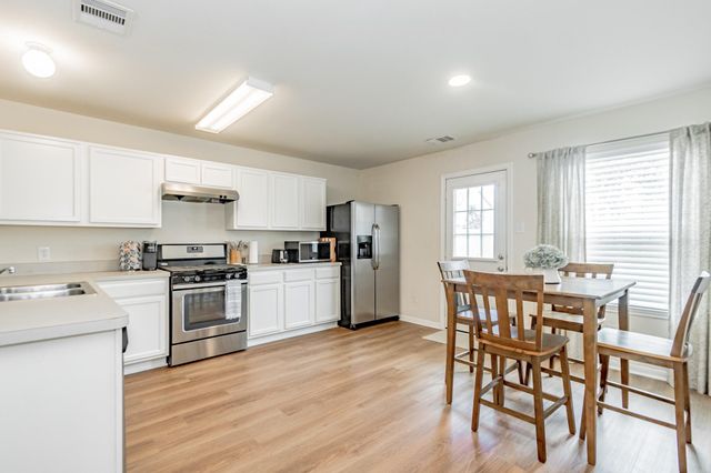2638 Skyview Grove Court, Houston, TX 77047