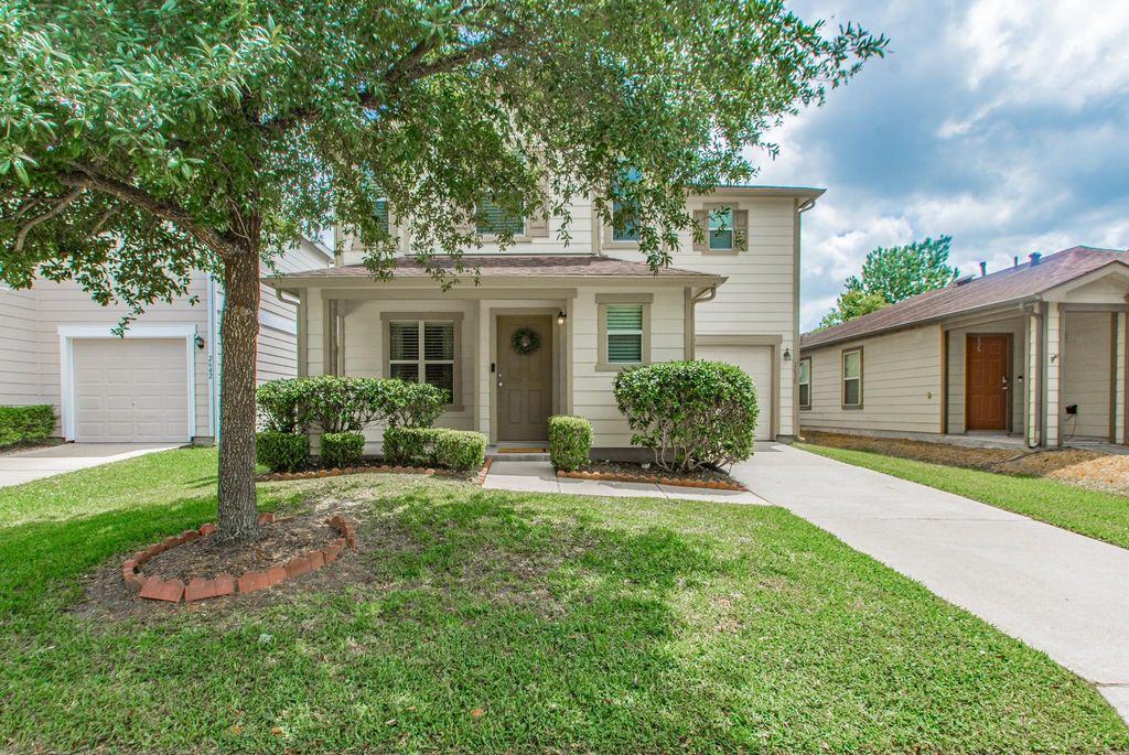 2638 Skyview Grove Court, Houston, TX 77047