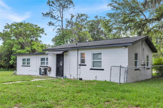 226 S HILL AVENUE, Deland, FL 32724
