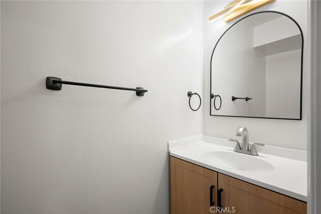 7815 Via Genova, Burbank, CA 91504