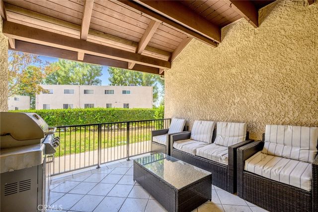 7815 Via Genova, Burbank, CA 91504