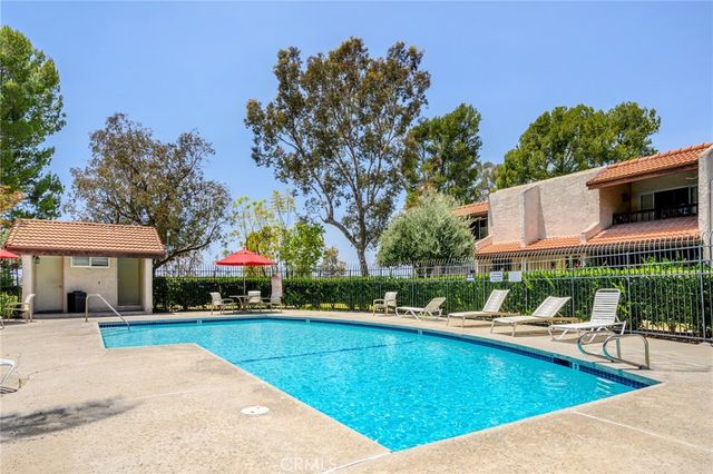 7815 Via Genova, Burbank, CA 91504