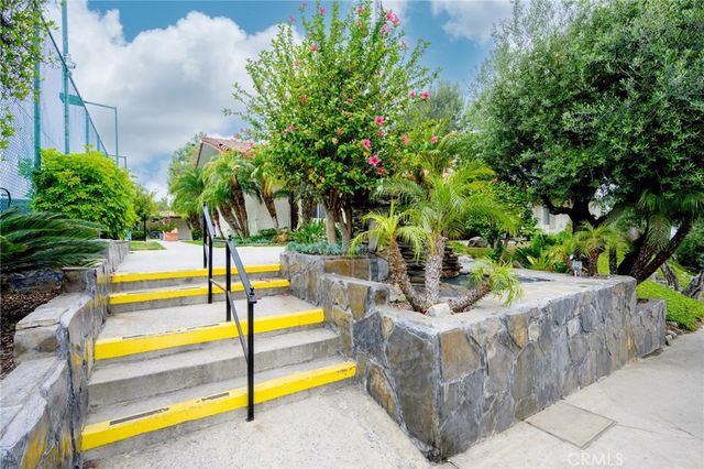 7815 Via Genova, Burbank, CA 91504