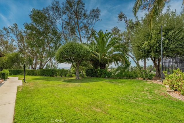 7815 Via Genova, Burbank, CA 91504