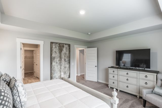 5047 Percival Dr, Gallatin, TN 37066