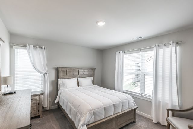 5047 Percival Dr, Gallatin, TN 37066