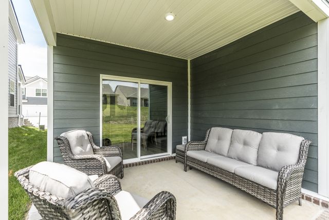 5047 Percival Dr, Gallatin, TN 37066