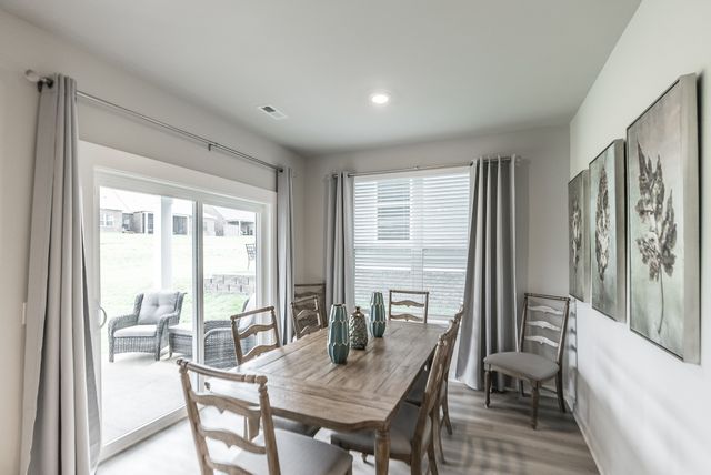 5047 Percival Dr, Gallatin, TN 37066