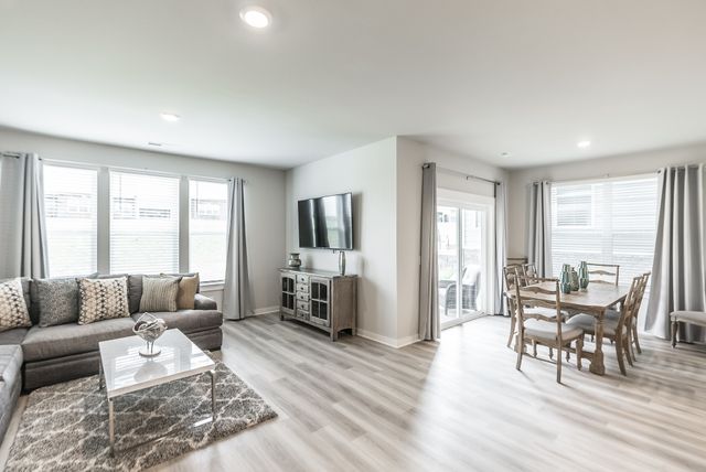 5047 Percival Dr, Gallatin, TN 37066