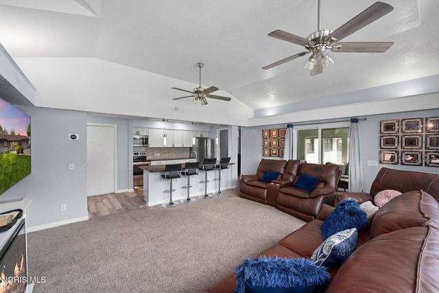 2258 Heatherwood Drive, Toledo, OH 43614