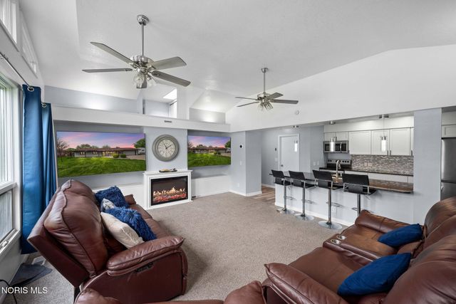 2258 Heatherwood Drive, Toledo, OH 43614