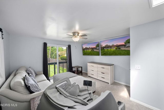 2258 Heatherwood Drive, Toledo, OH 43614