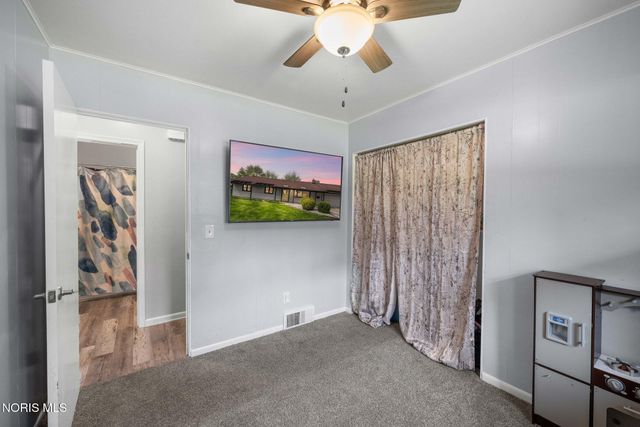 2258 Heatherwood Drive, Toledo, OH 43614