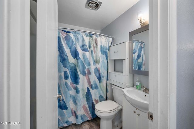 2258 Heatherwood Drive, Toledo, OH 43614