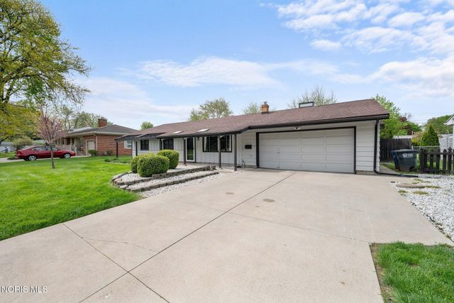 2258 Heatherwood Drive, Toledo, OH 43614