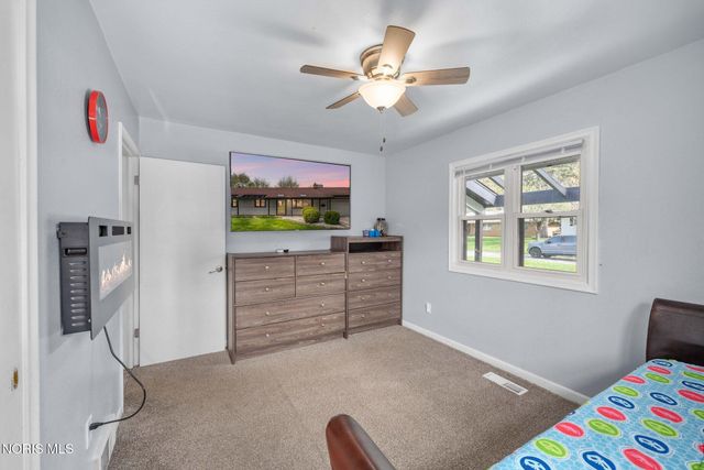 2258 Heatherwood Drive, Toledo, OH 43614
