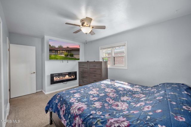 2258 Heatherwood Drive, Toledo, OH 43614