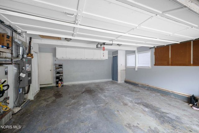 2258 Heatherwood Drive, Toledo, OH 43614