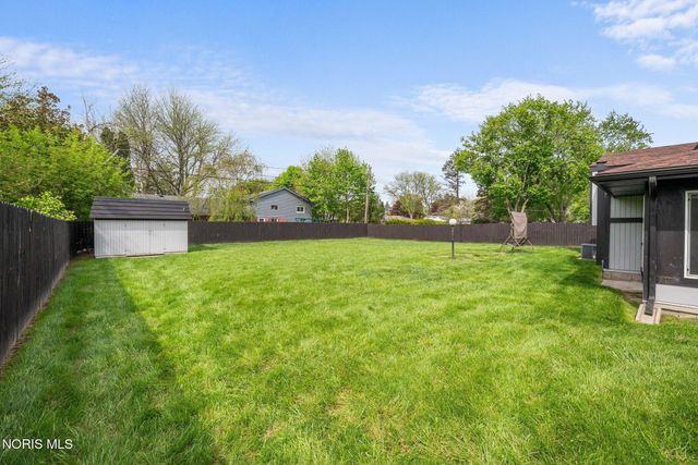 2258 Heatherwood Drive, Toledo, OH 43614