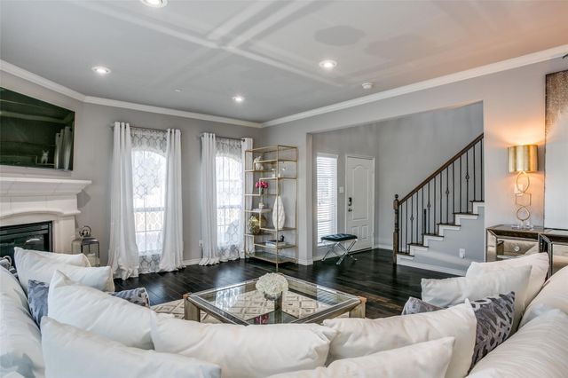 4295 Indian Run Drive, Carrollton, TX 75010