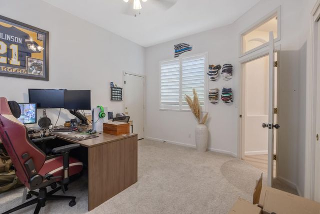 2715 Bellaire Avenue, Clovis, CA 93611
