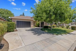 2715 Bellaire Avenue, Clovis, CA 93611