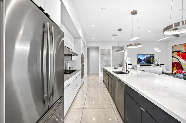 1102 Retreat Circle, Palm Desert, CA 92260