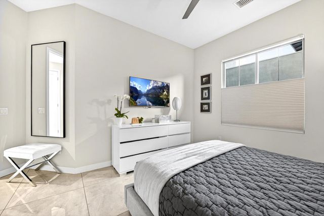 1102 Retreat Circle, Palm Desert, CA 92260