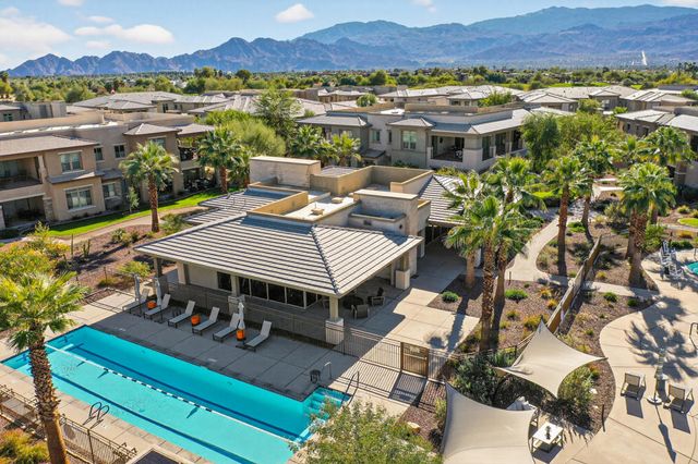1102 Retreat Circle, Palm Desert, CA 92260