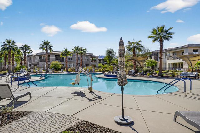 1102 Retreat Circle, Palm Desert, CA 92260