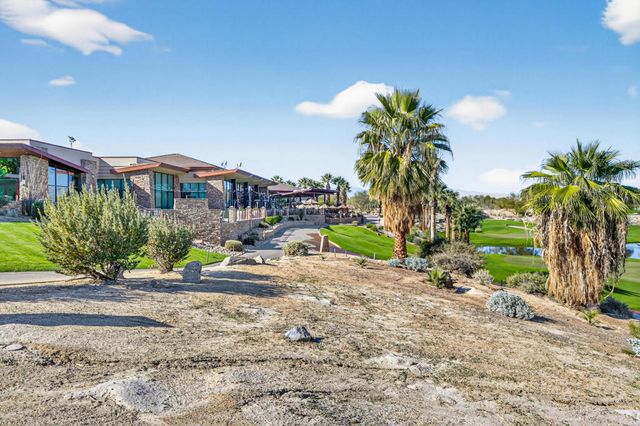 1102 Retreat Circle, Palm Desert, CA 92260