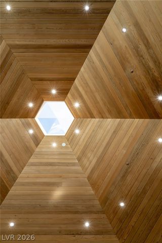 3 Anthem Pointe Court, Henderson, NV 89052