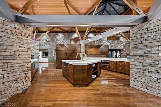 3 Anthem Pointe Court, Henderson, NV 89052