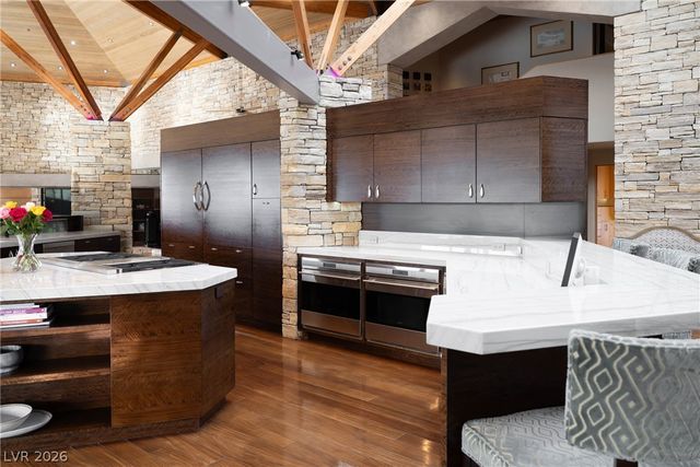 3 Anthem Pointe Court, Henderson, NV 89052