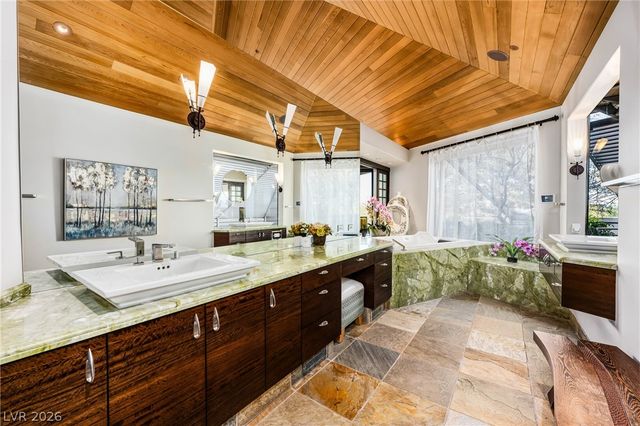 3 Anthem Pointe Court, Henderson, NV 89052