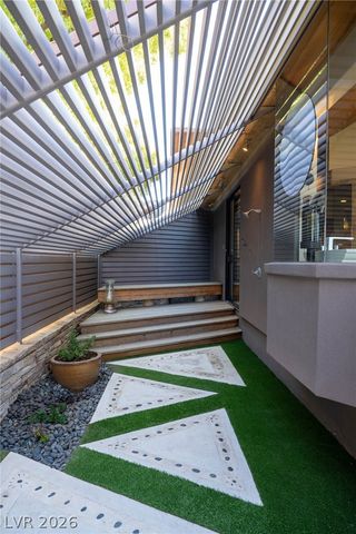 3 Anthem Pointe Court, Henderson, NV 89052