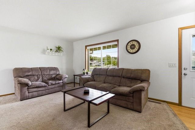 1930 Sloan Street, Eau Claire, WI 54703