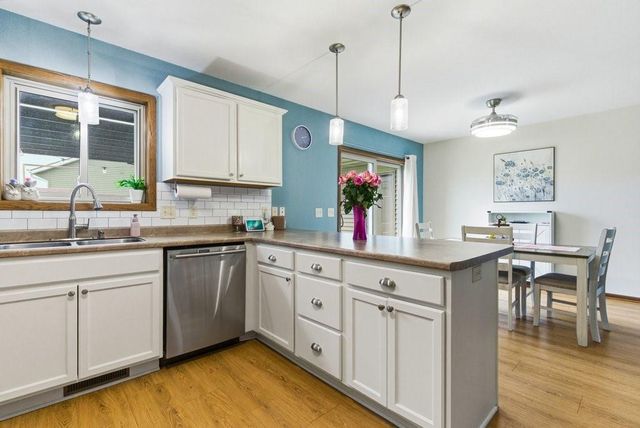1930 Sloan Street, Eau Claire, WI 54703