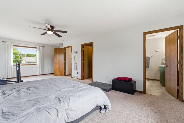 1930 Sloan Street, Eau Claire, WI 54703