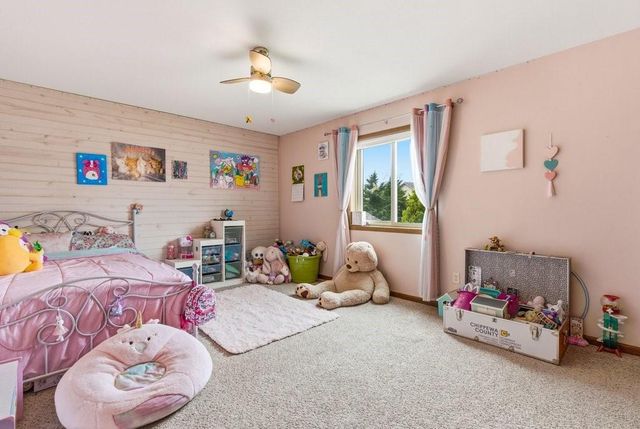 1930 Sloan Street, Eau Claire, WI 54703