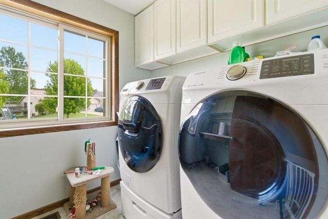 1930 Sloan Street, Eau Claire, WI 54703
