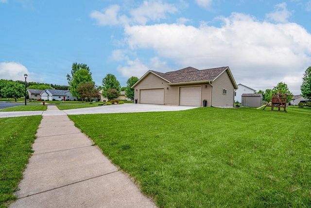 1930 Sloan Street, Eau Claire, WI 54703