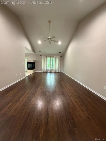 3695 Eagle Creek Drive, Shelby Charter Township, MI 48317