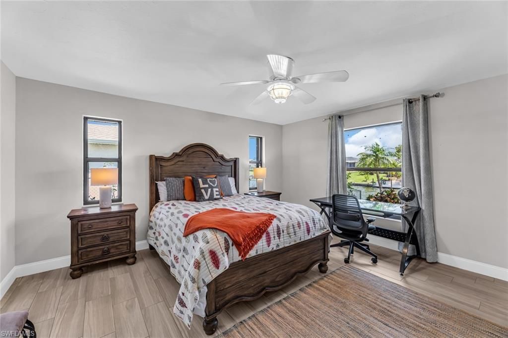 Image 11 of property listing at 219 SE 19th CT, Cape Coral, FL 33990