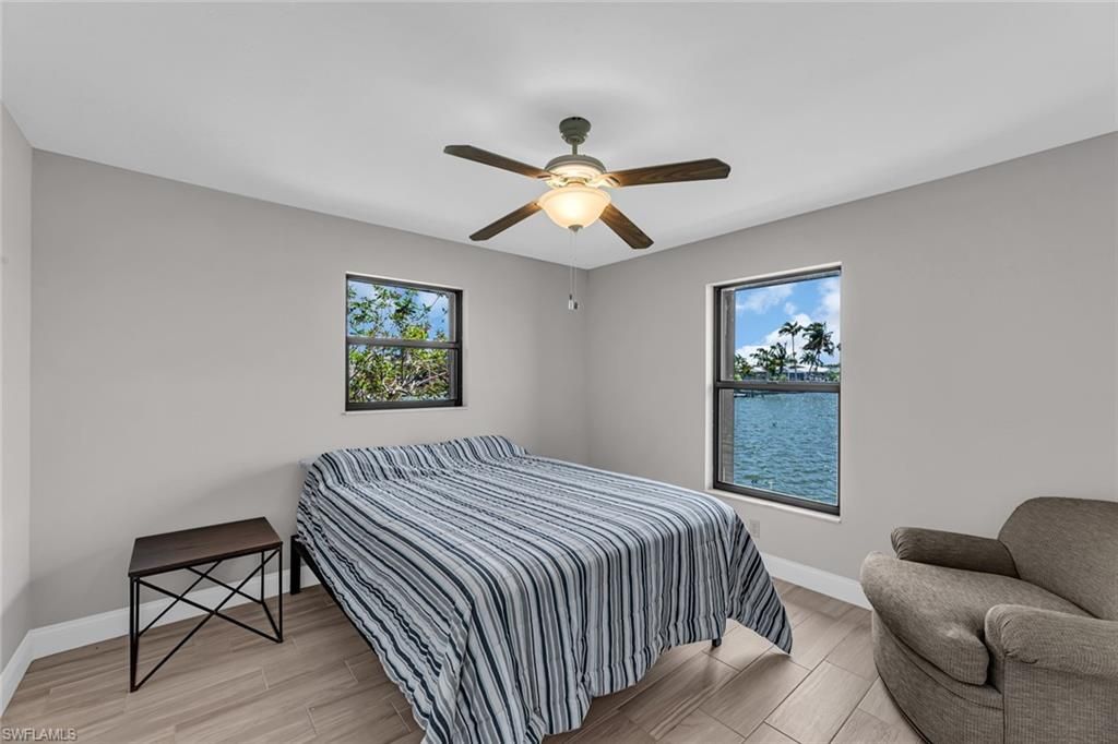 Image 18 of property listing at 219 SE 19th CT, Cape Coral, FL 33990