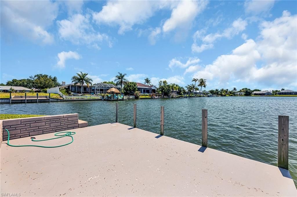 Image 37 of property listing at 219 SE 19th CT, Cape Coral, FL 33990