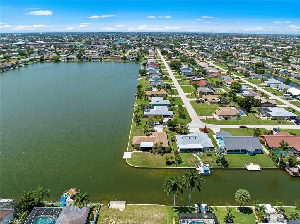 Image 41 of property listing at 219 SE 19th CT, Cape Coral, FL 33990