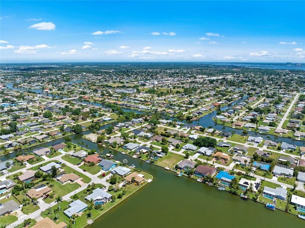 Image 47 of property listing at 219 SE 19th CT, Cape Coral, FL 33990